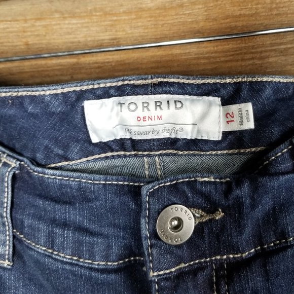 Denim Skinny Crop Vintage Stretch Jean Size 12 - Picture 4 of 6